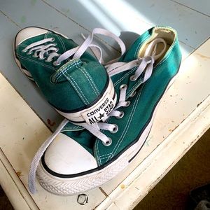 Green Converse